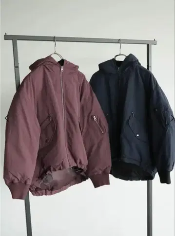 래디에이트 후드 부착 MA-1풍 자켓 점퍼