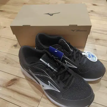 미사용 새상품 미즈노 맥시마이저 26 25.5cm 스니커즈