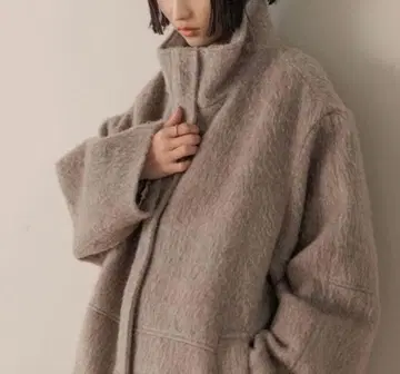 샤기 스탠드 코트 로리즈팜 미사용 새상품 이번 시즌 신상