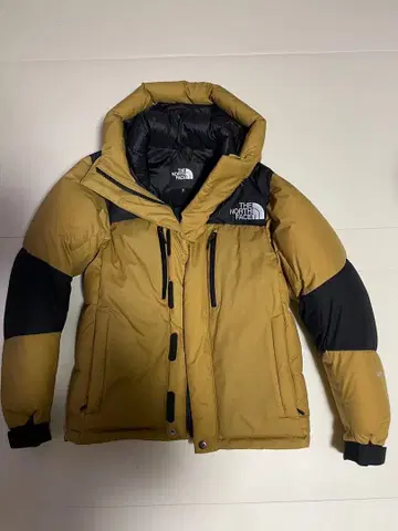THE NORTH FACE 다운 자켓 베이지색
