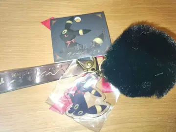 이브이 컬렉션 블래키 퍼 부착 키링