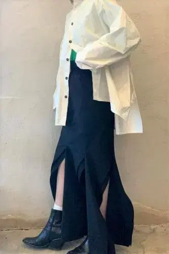 BELPER Diagonal split skirt 벨퍼
