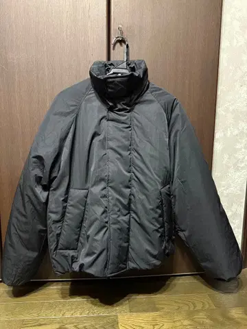 H&M 블랙 다운 자켓