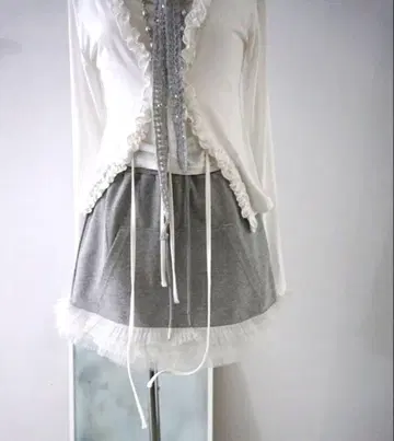 HELK 프릴 맨투맨 스커트 스커트