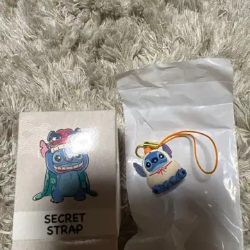 디즈니 스토어 스티치 시크릿 스트랩 오쇼가츠 카가미모치