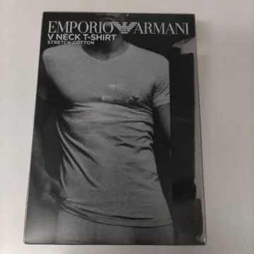 EMPORIO ARMANI V넥 T셔츠 사이즈 L 블랙