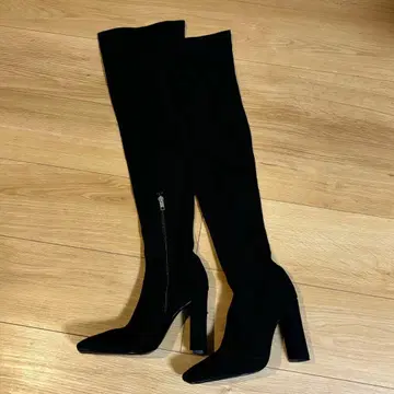 YELLO 블랙 니하이 부츠 M 사이즈