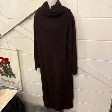 라디에이트 브라운 리브 니트 터틀넥 롱 원피스