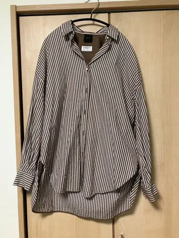 Spic&Span SOMELOS 펄 버튼 오버 셔츠 브라운 계열