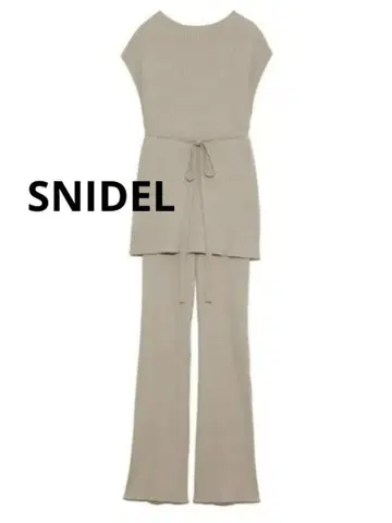 SNIDEL 리브 니트 셋업 아이보리