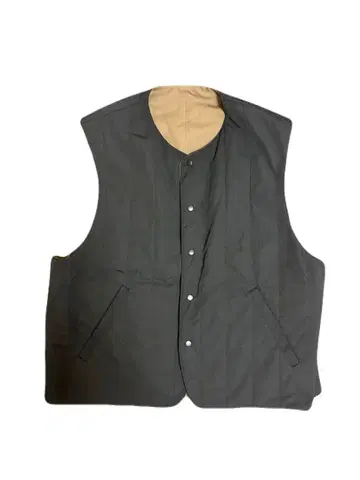 STILL BY HAND 리버서블 베스트