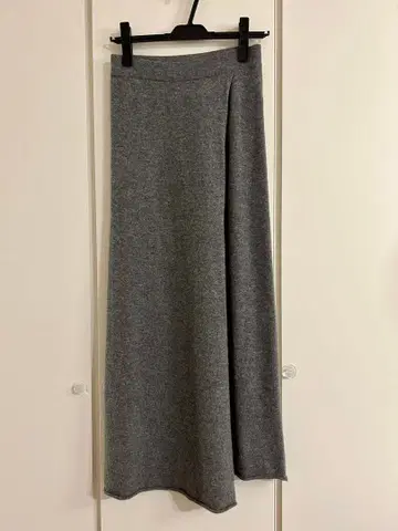 데밀리 론 헤르만 별주 캐시미어 롱 스커트