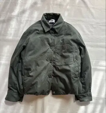 UNIQLO U 다운 셔츠 자켓 카키 우먼 S 새상품급