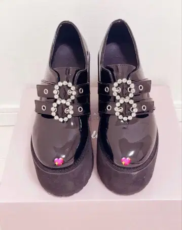 정품 BUBBLES 더블 버클 통굽 신발 37 36