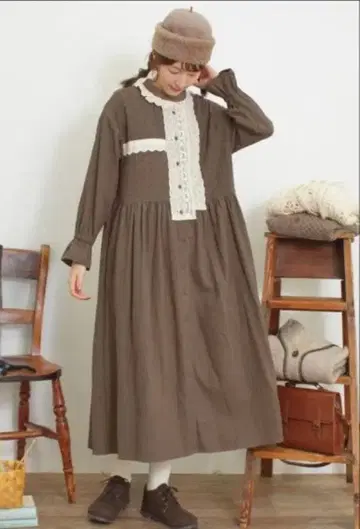 새상품 사만사 모스모스 패치워크 레이스 원피스 모카 M