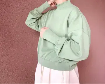 하이넥 벌룬 슬리브 니트 스웨터