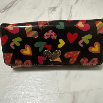 [ 새상품급 ] Think Bee! 에나멜 가죽 장지갑 저스트 하트