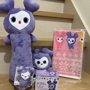 TWICE LOVELYS 봉제 인형 등 사나 세트