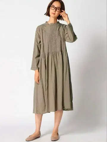 [새상품] 사만사 모스모스 스탠드 레이스 자수 원피스