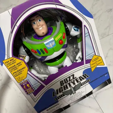 버즈 라이트이어 피규어 미개봉