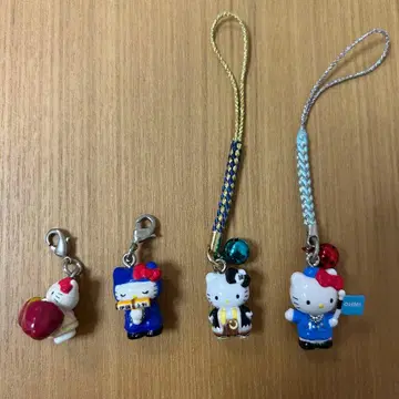 지역 한정 키티 묶음 판매 스트랩