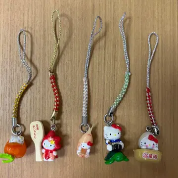 지역 한정 키티 묶음 판매 스트랩