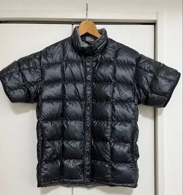 몽벨 다운 자켓 하프 슬리브 블랙 M 사이즈