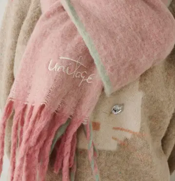 unitage 로고 자수 배색 볼륨 머플러