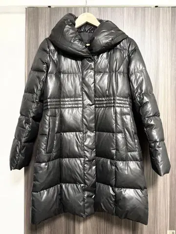 [ 새상품급 ] QUEENS COURT 퀸즈 코트 다운 코트