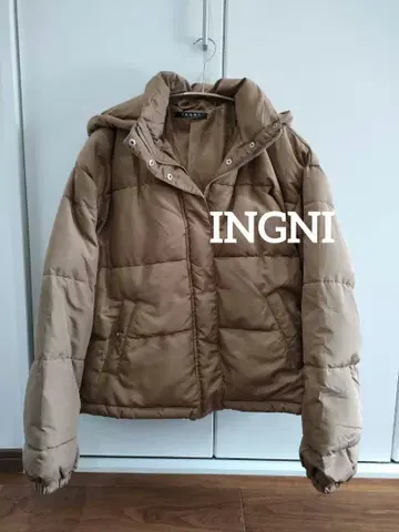 잉그 후드 부착 브라운 계열 자켓 아우터