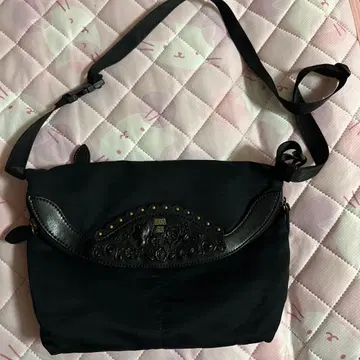 ANNA SUI 숄더백 블랙