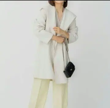 23구 울 리버 미들 코트