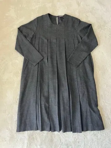 mizuiro ind 미즈이로 인드 원피스 플리츠 그레이 프리 사이즈