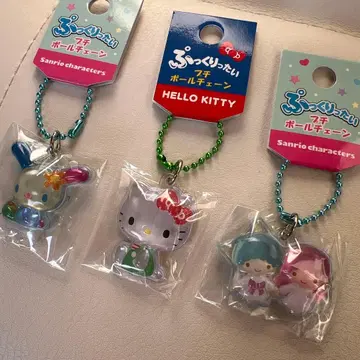 산리오  푸치 볼체인 우사하나 키티 키키라라 세트