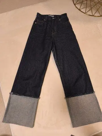 다크 블루 데님 스트레이트 팬츠