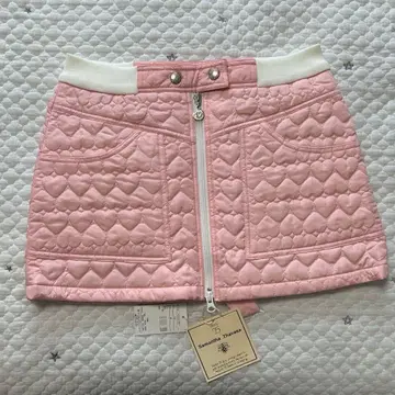 새상품 사만다 타바사 골프 스커트 하트 퀼팅 핑크 화이트