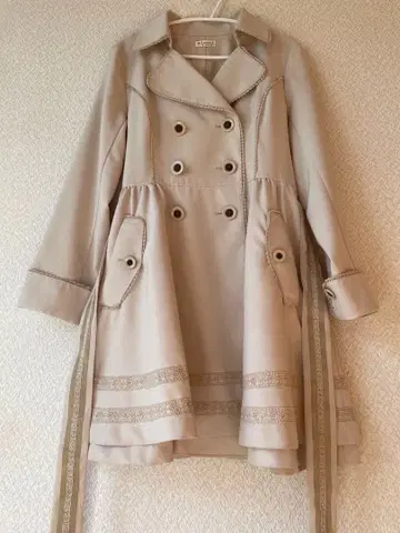 axes femme 레이스 트렌치코트 더블 브레스트 아이보리