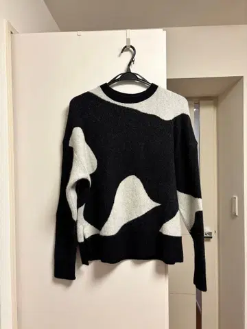 유나이티드 도쿄 패턴 니트 일본제 사이즈 FREE