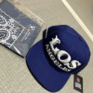 택 포함 새상품 Cartoon Los Angeles NAVY