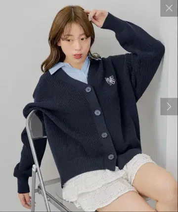 chico 레이어드 디자인 루즈 가디건 네이비