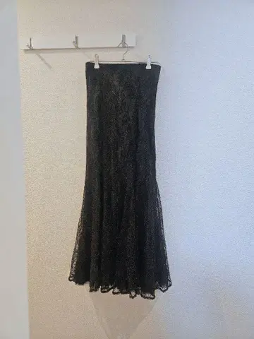 [ 새상품급 ] 밑단 튤 백 레이스업 레이스 머메이드 스커트 머큐리 듀오