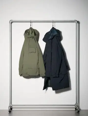 GU ENGINEERED GARMENTS 패디드 쉘 후드티