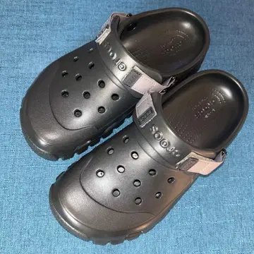 택 포함 미사용 새상품 오프로드 스포츠 Crocs 블랙 클로그 샌들