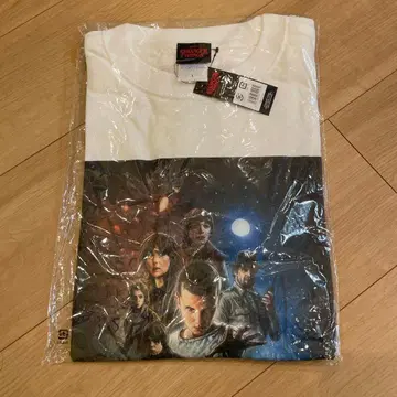 [ 미사용 새상품 ] L 사이즈 Netflix 기묘한 이야기 T셔츠