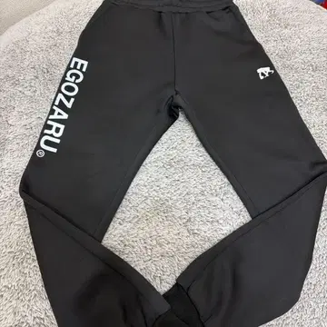 EGOZARU 블랙 조거 팬츠