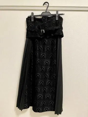 RIMARK 사이드 플리츠 자카드 스커트 36 사이즈