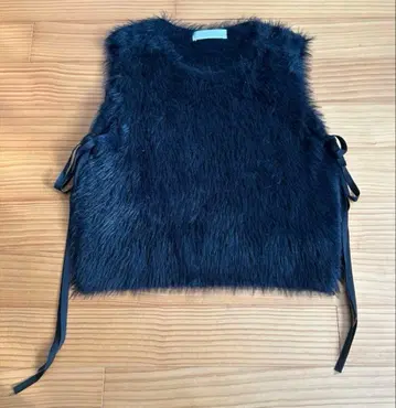 NOTHINGEVERYTHING 23AW-3 오픈 사이드 퍼 베스트