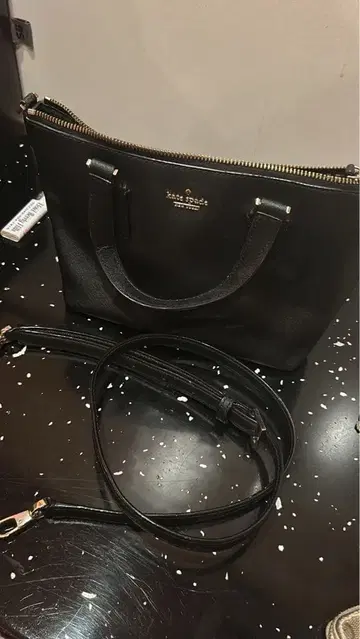 Kate Spade 블랙 가죽 핸드백