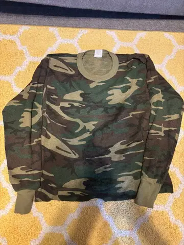 카모 패턴 써멀 긴팔