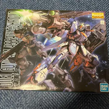 MG 듀얼 건담 어솔트 슈라우드